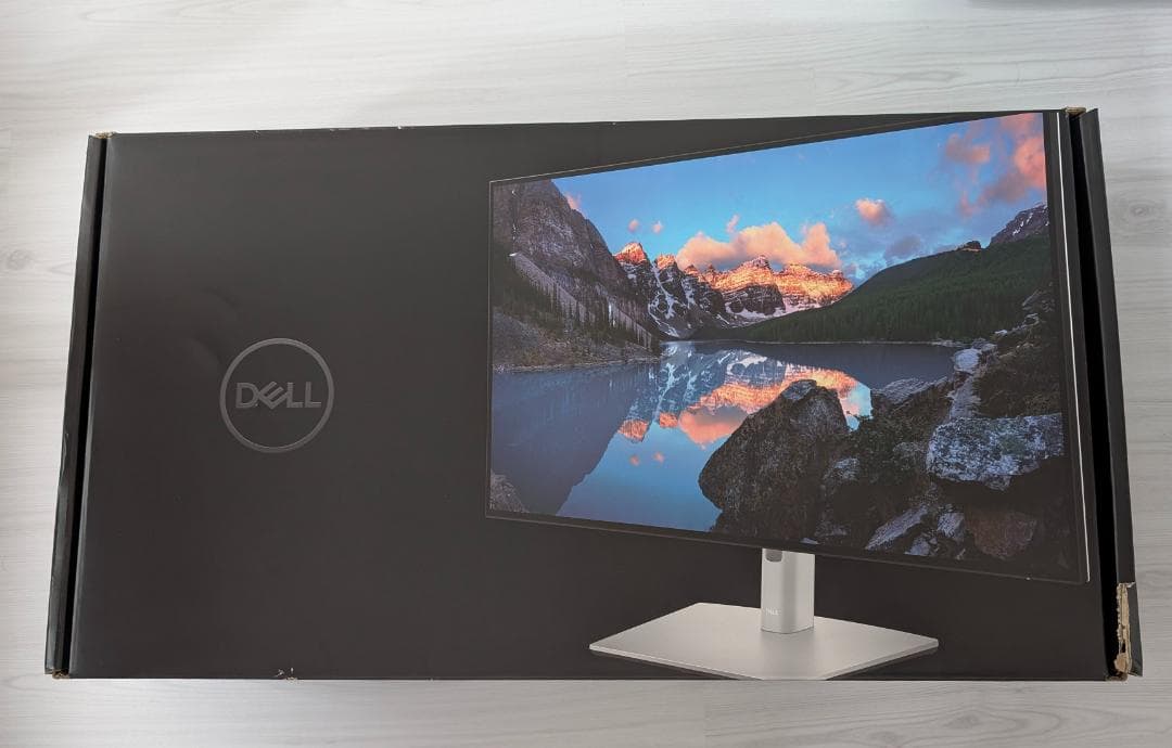 美品 ★ Dell U3223QE 4K モニター