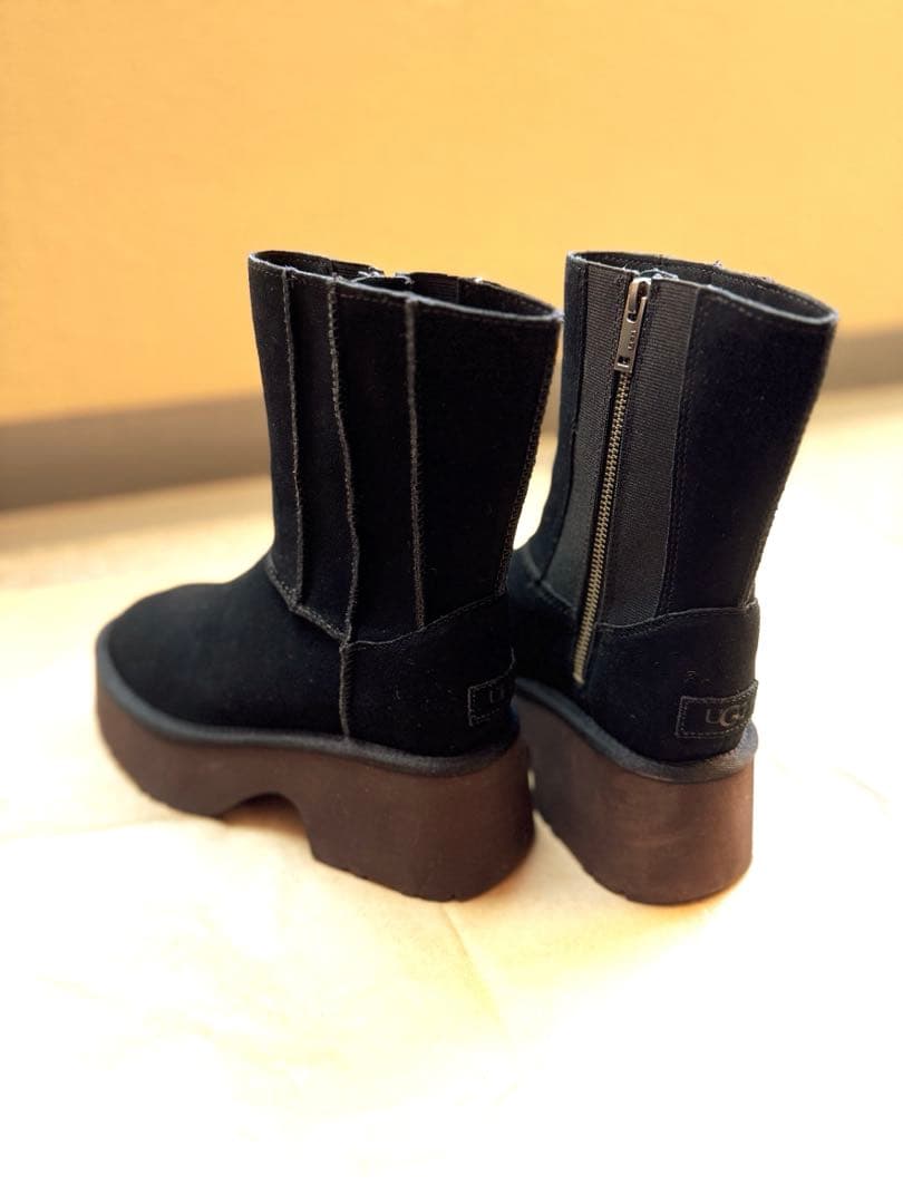 美品！　UGG アグ　ブラック ブーツ　24cm お値下げ
