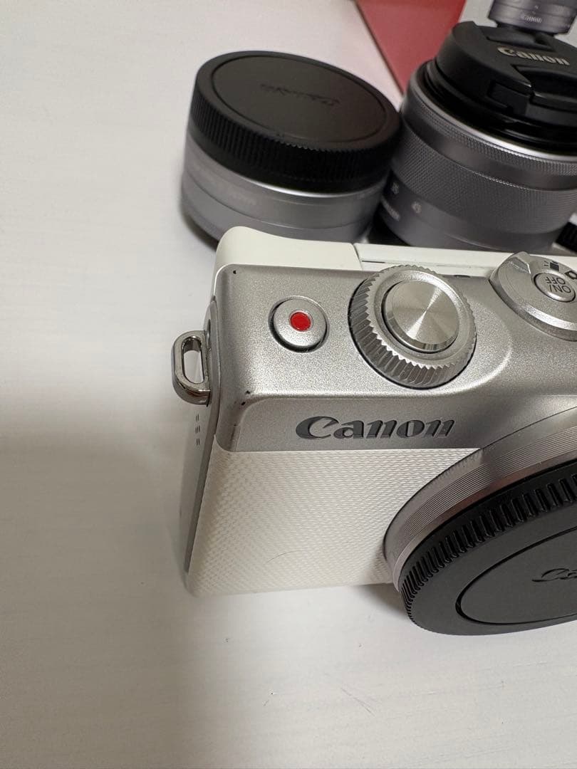 Canon EOS M100 ミラーレス一眼 カメラ