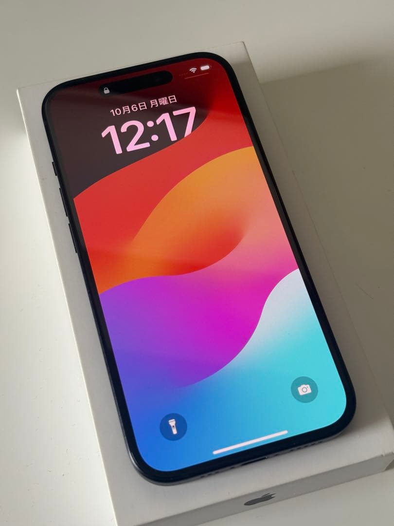 iPhone 15 256GB SIMフリー 98%