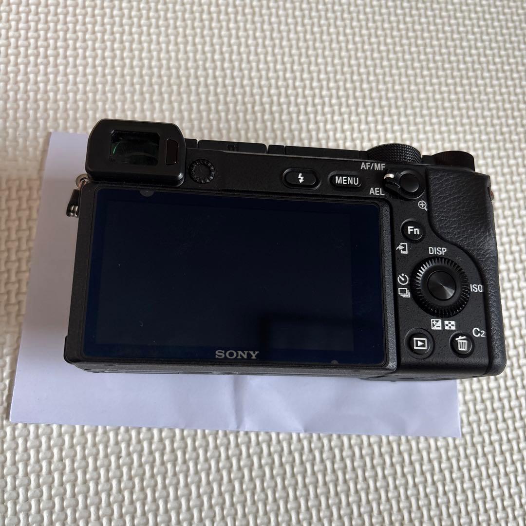 【美品】SONY α6400 ズームレンズキット ILCE-6400L