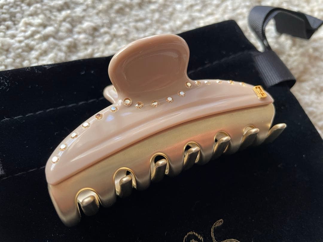 アレクサドルドゥパリ　ヴァンドーム1連クリップ　M ベージュ