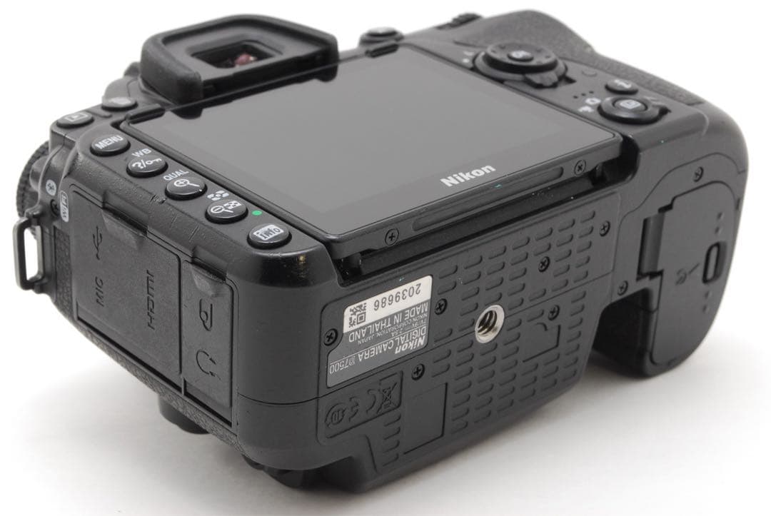 美品✨ニコン D7500 ボディ❤️ショット数13,985回！