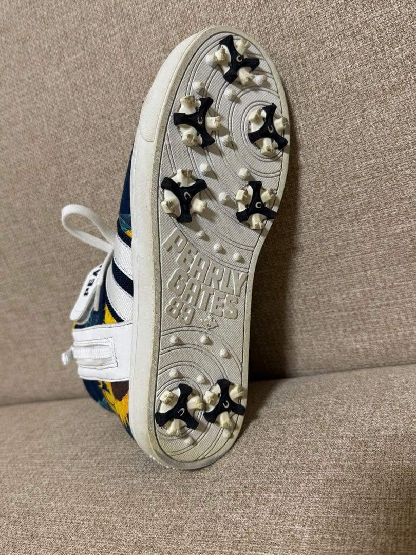 PEARLY GATES 花柄ハイカットスパイクシューズ