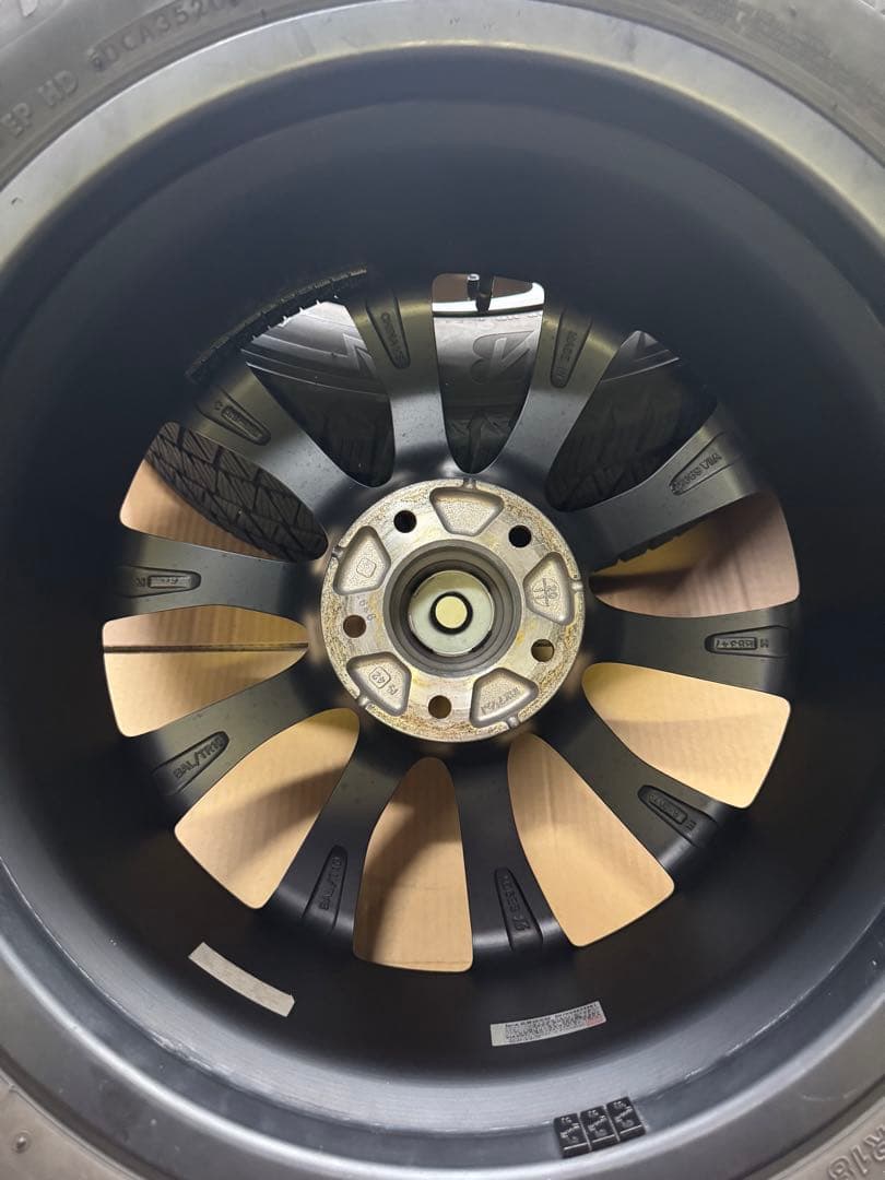 わー①ハリアー 80系BLIZZAK DM-V3 225/60R18