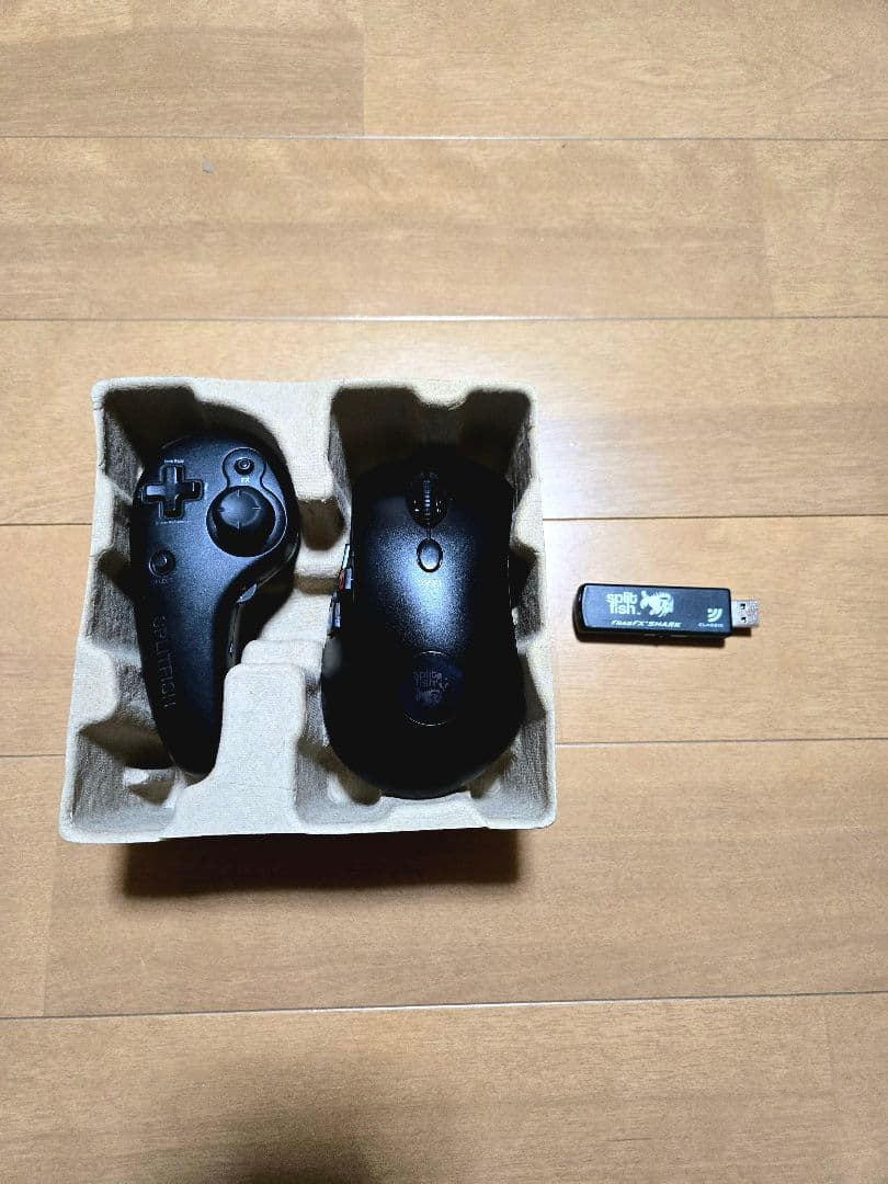 FragFX Shark ワイヤレスゲームコントローラー ブラック　FPS