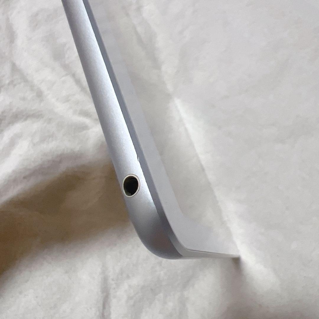 iPad 第6世代 128GB