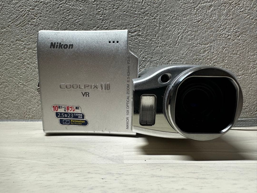 ☆プロフ必読☆ままま♡R・T 様Nikon COOLPIX S10 VR
