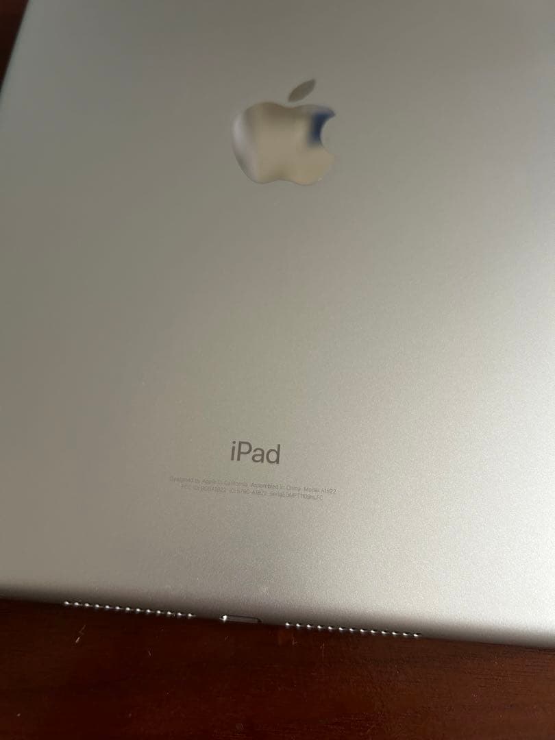 Apple iPad 第5世代 9.7インチ 32GB Wi-Fiモデル