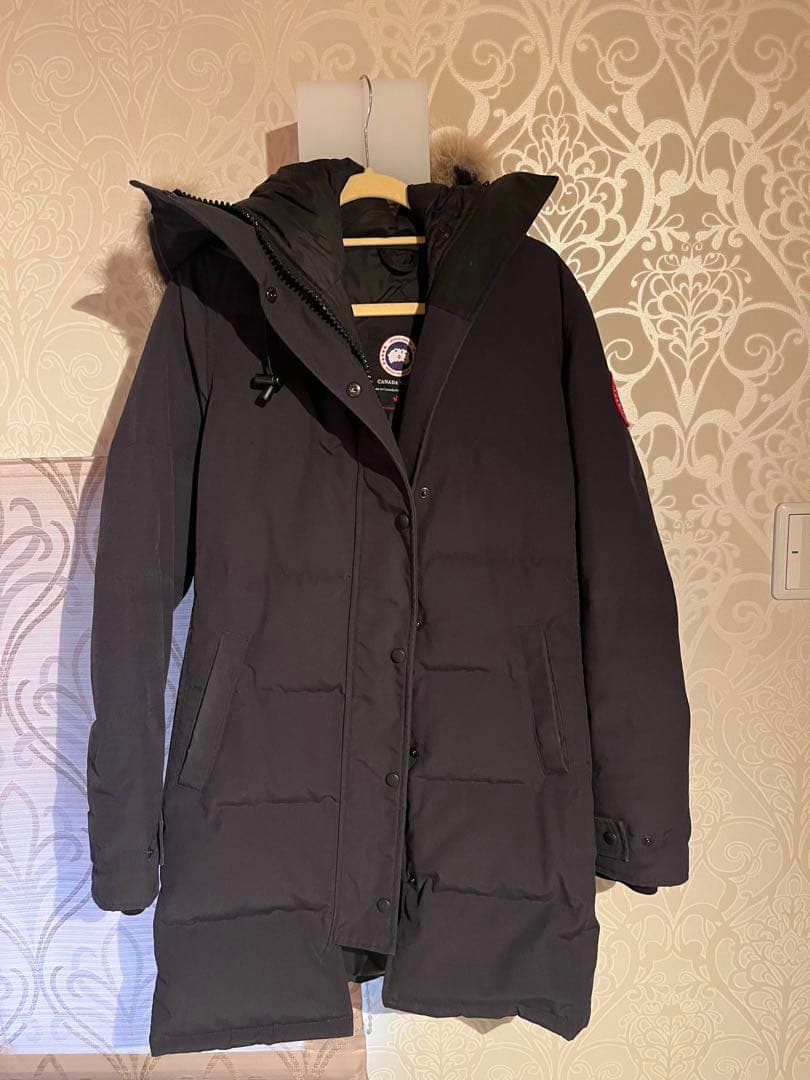 良品 カナダグース マッケンジー ダウン 2302JL ネイビー 希少Ｍ