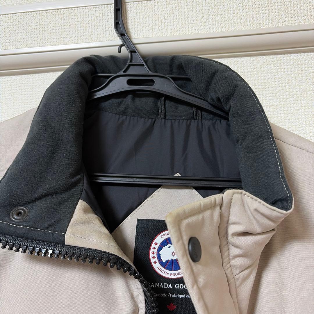 カナダグース　ダウンベスト