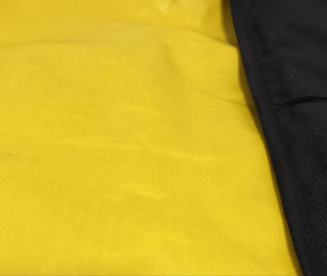 シュプリーム メッセンジャーバッグ ナイロン レザー 黒 黄色