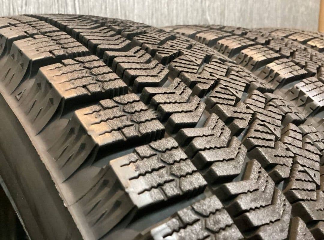 バリ溝 ブリヂストン スタッドレス VRX2 155/65R14 2022年