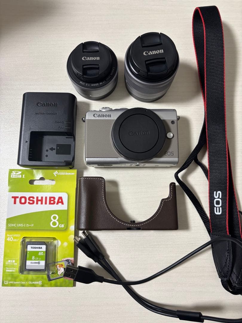 デジタルカメラ Canon EOS M100