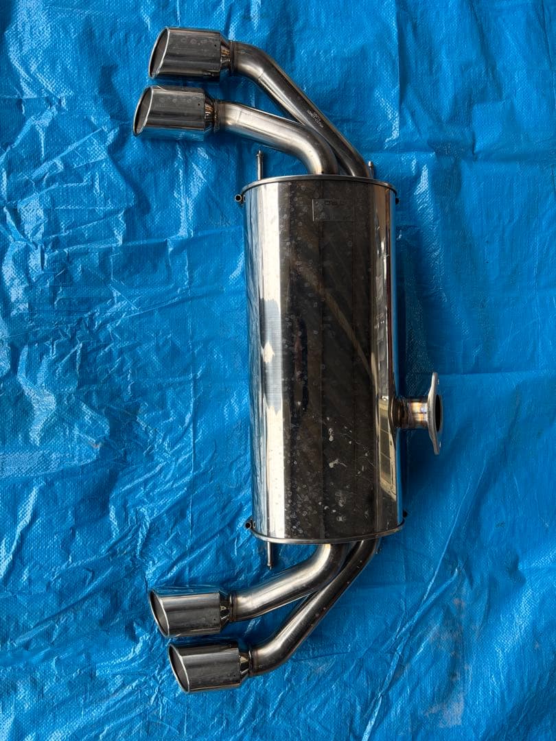 GR86 ZN8 マフラー