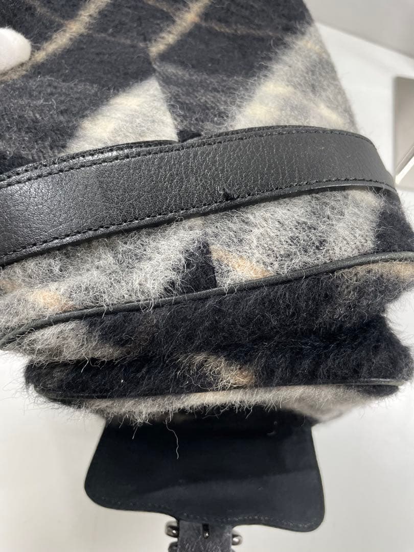 BURBERRY ブラック チェック柄 ハンドバッグ