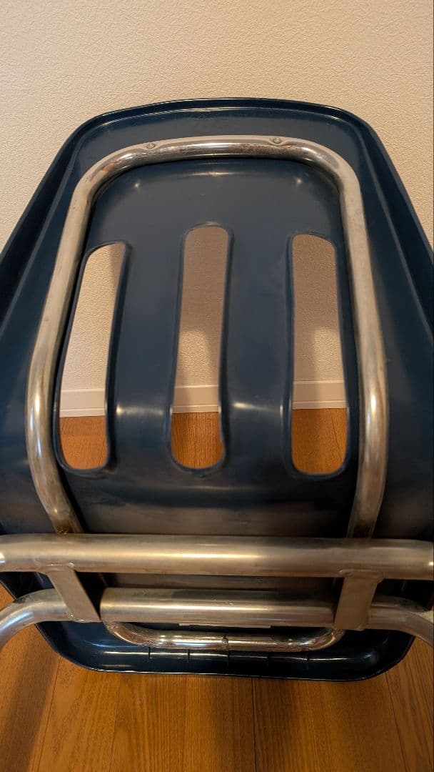 【送料込み】VIRCO 9000 Chair バルコ スタッキングチェアネイビー