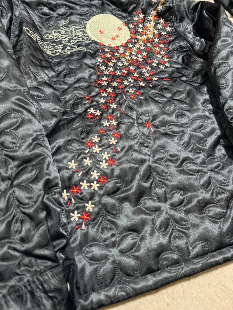 未使用近い ２面用 百花繚乱 富士山 桜 日本限定 スカジャン サテン