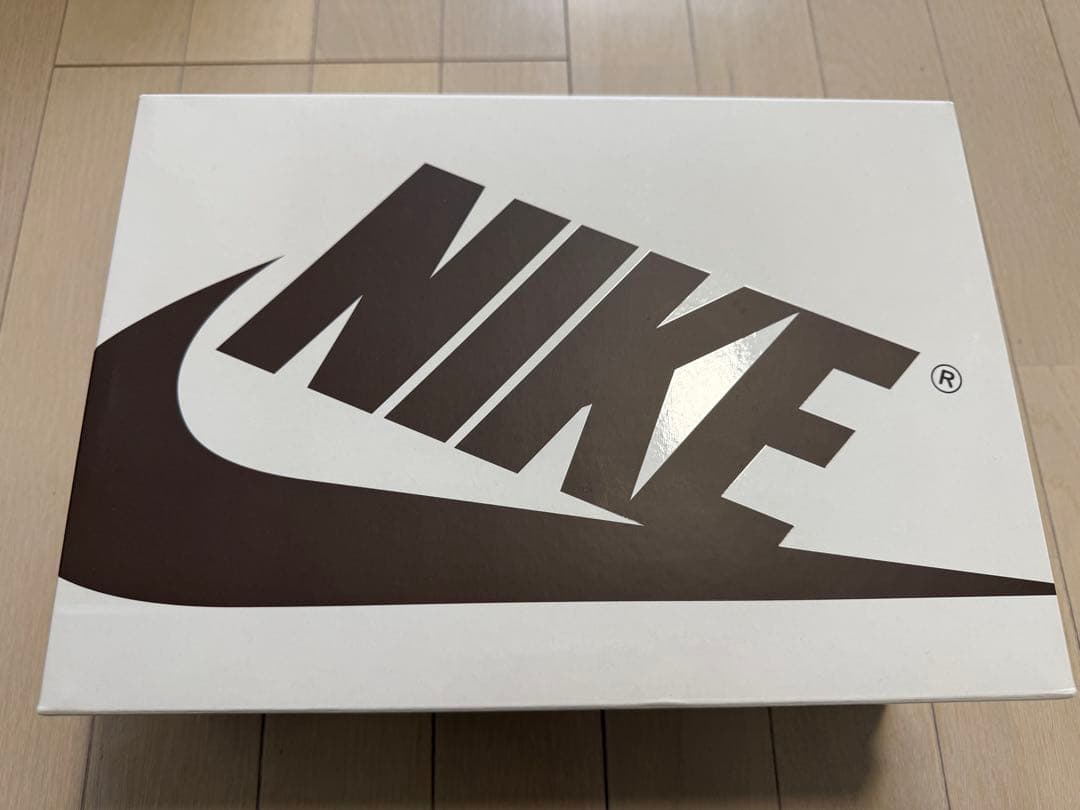 靴 Travis Scott x Nike Air Jordan 1 Low