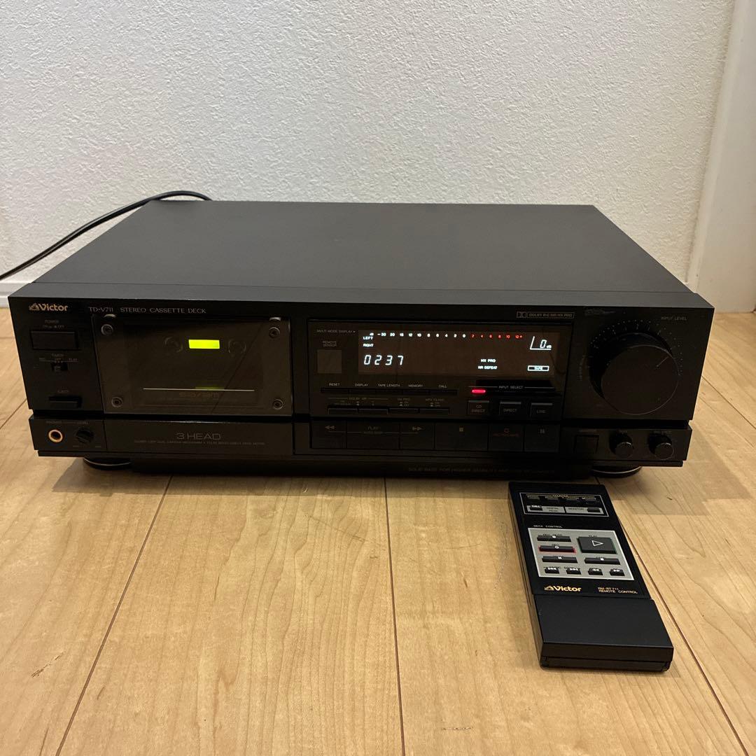 ビクター　ステレオカセットデッキ　TD-V711 3ヘッド　リモコン付属は貴重