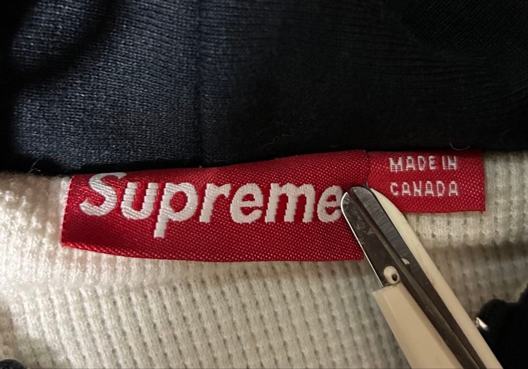 【週末限定価格】supreme ジップアップパーカー　Lサイズ　ブラック