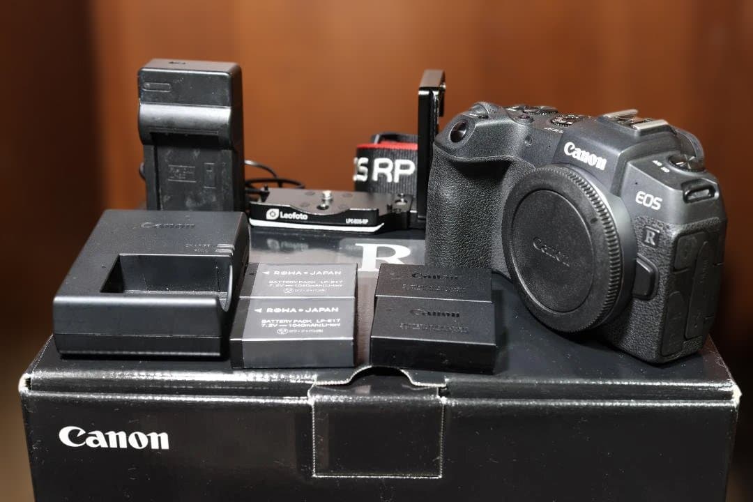 Canon EOS RP ミラーレス一眼カメラ