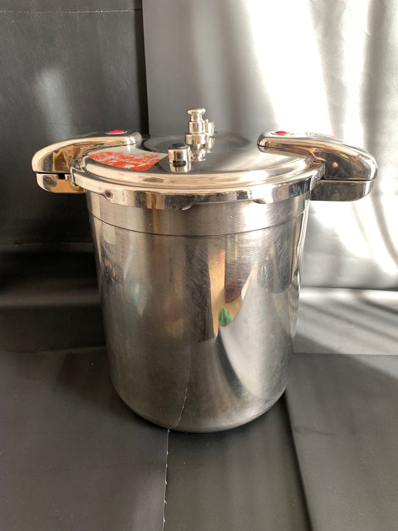 【中古品】ワンダーシェフ 両手圧力鍋 プロビック NPDC20 20L 業務用