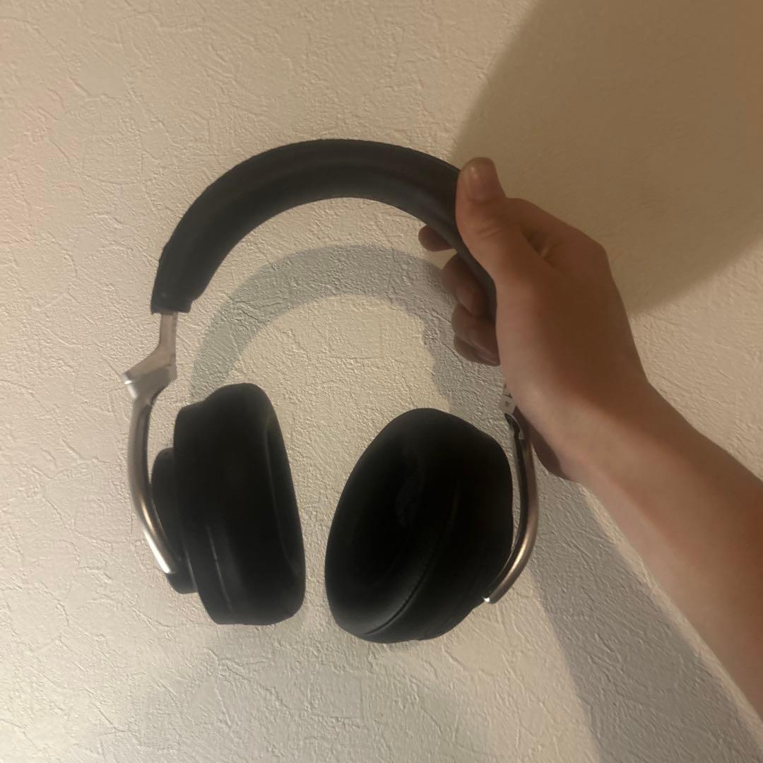 ヘッドホン SHURE AONIC 50