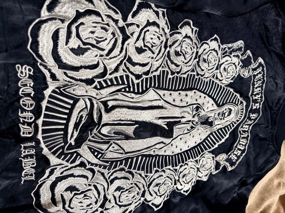 美品 ２面用 JUNKY 日本スカジャン unisex レーヨン マリア バラ