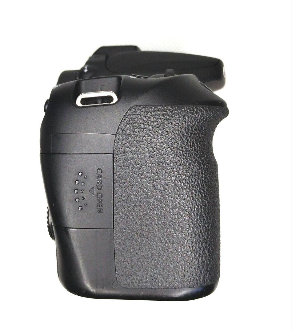 【匿名配送】キヤノン デジタル一眼レフ カメラ EOS70D ボディ