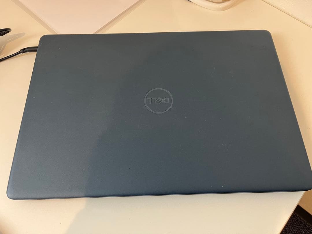 DELL ノートパソコン　Inspiron 即発送可能