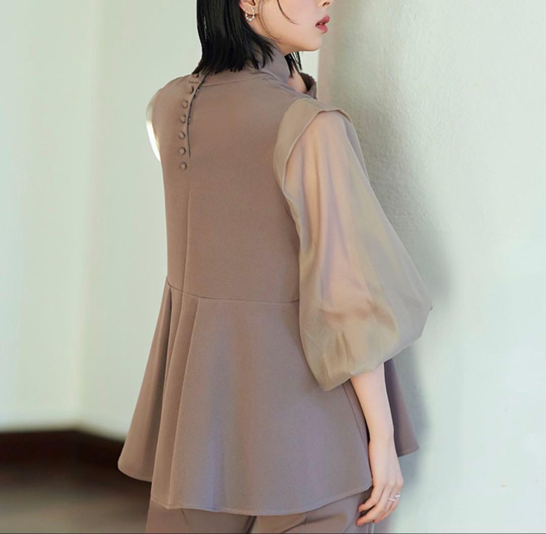 【美品】ボウタイ付き セットアップ風 パンツスーツ ベージュ