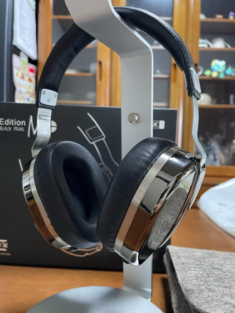 ULTRASONE Edition M Plus 有線ヘッドホン スタンド付き