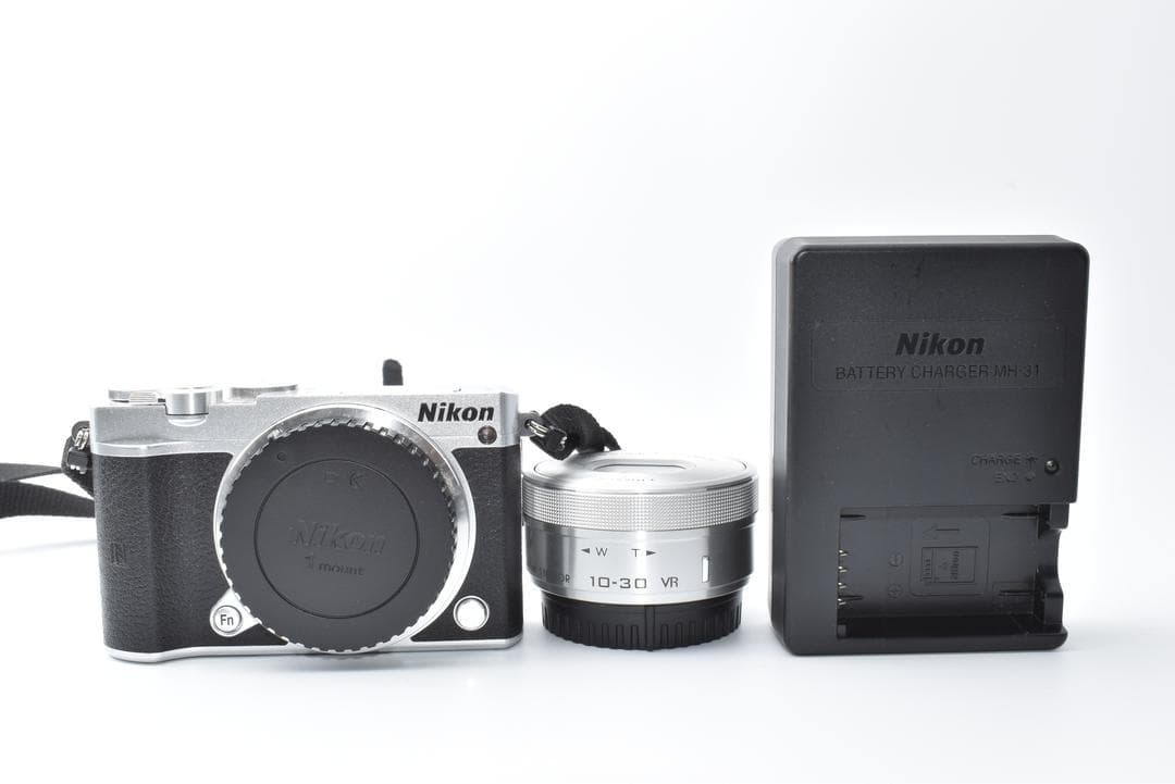 ニコン Nikon 1 J5 シルバー 10-30mmレンズキット