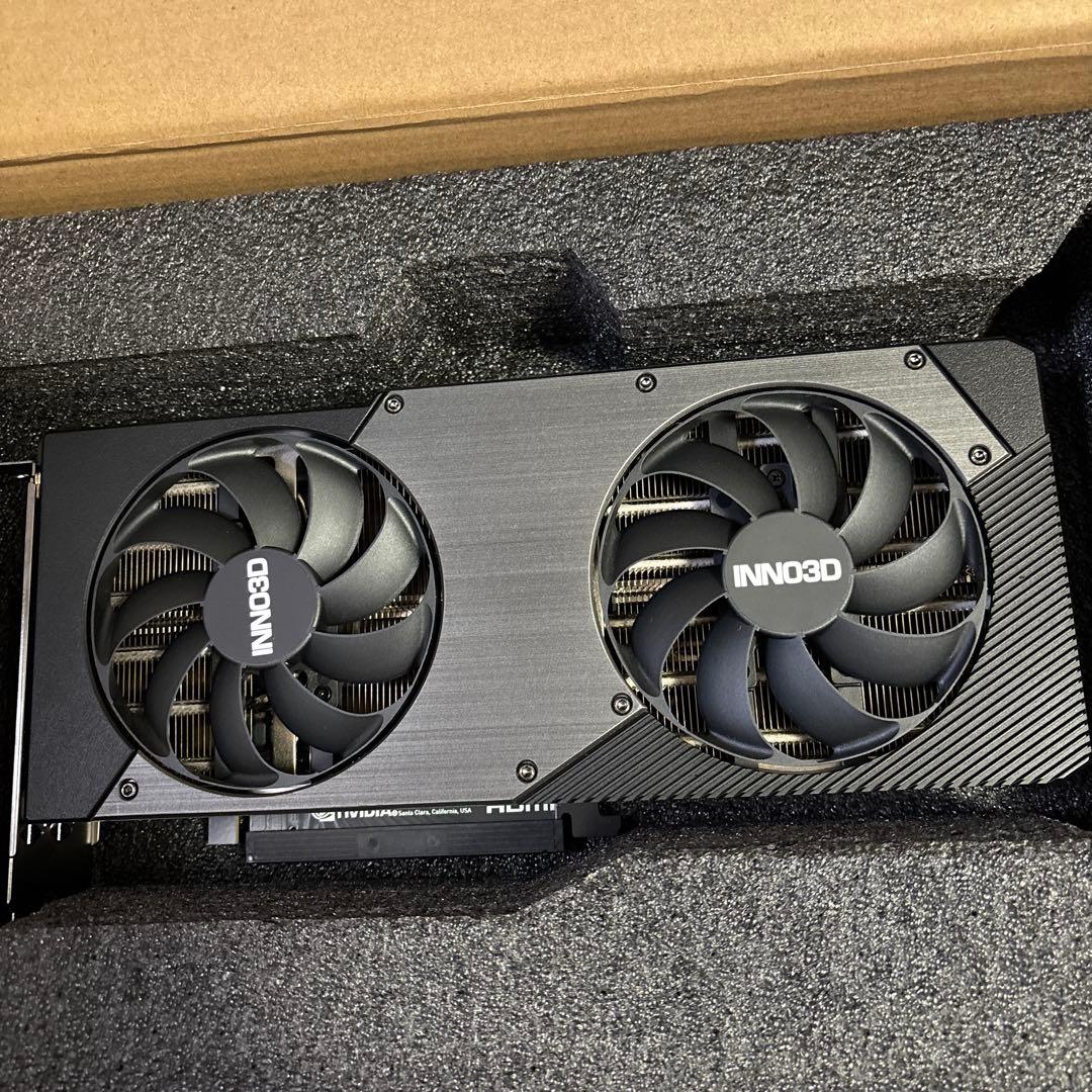 グラフィックボード・グラボ・ビデオカード INNO3D GeForce RTX 5070 TWIN X2