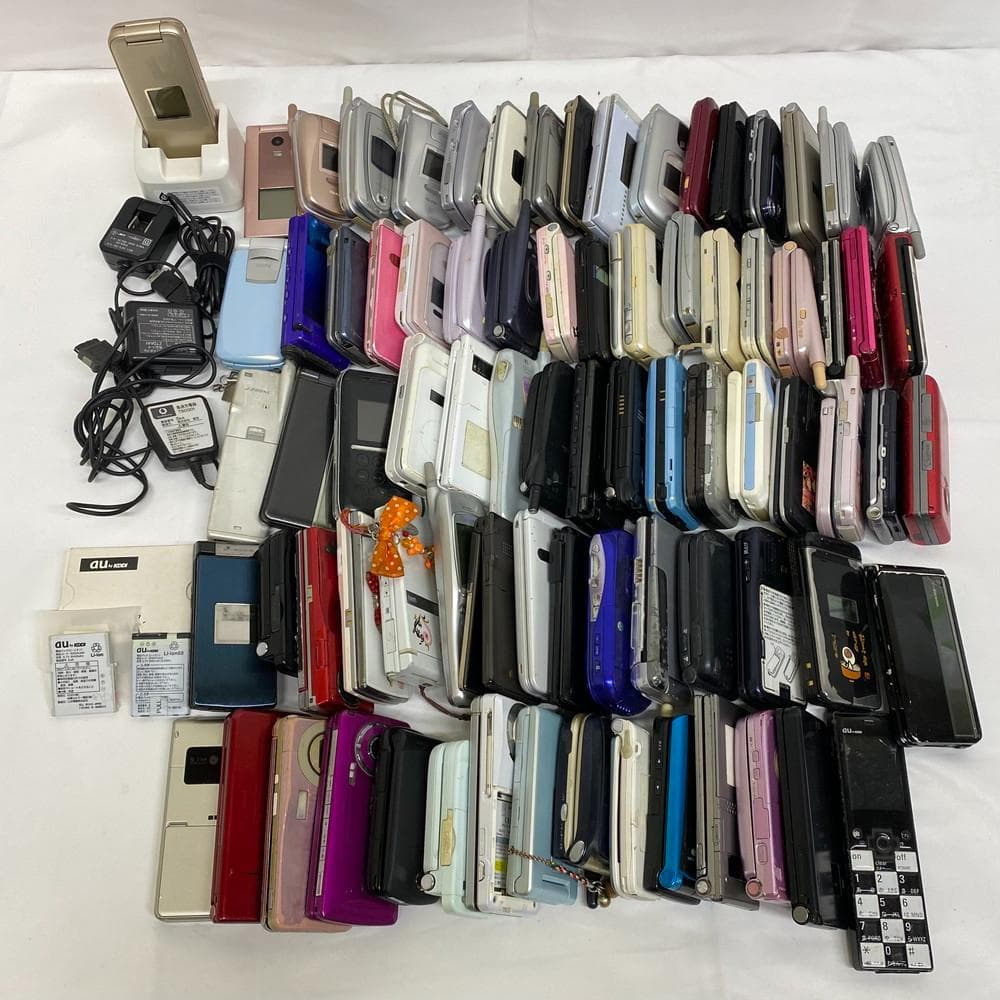 個◆ガラケー 約70台 まとめ ジャンク 携帯 部品取り 約9㎏12003
