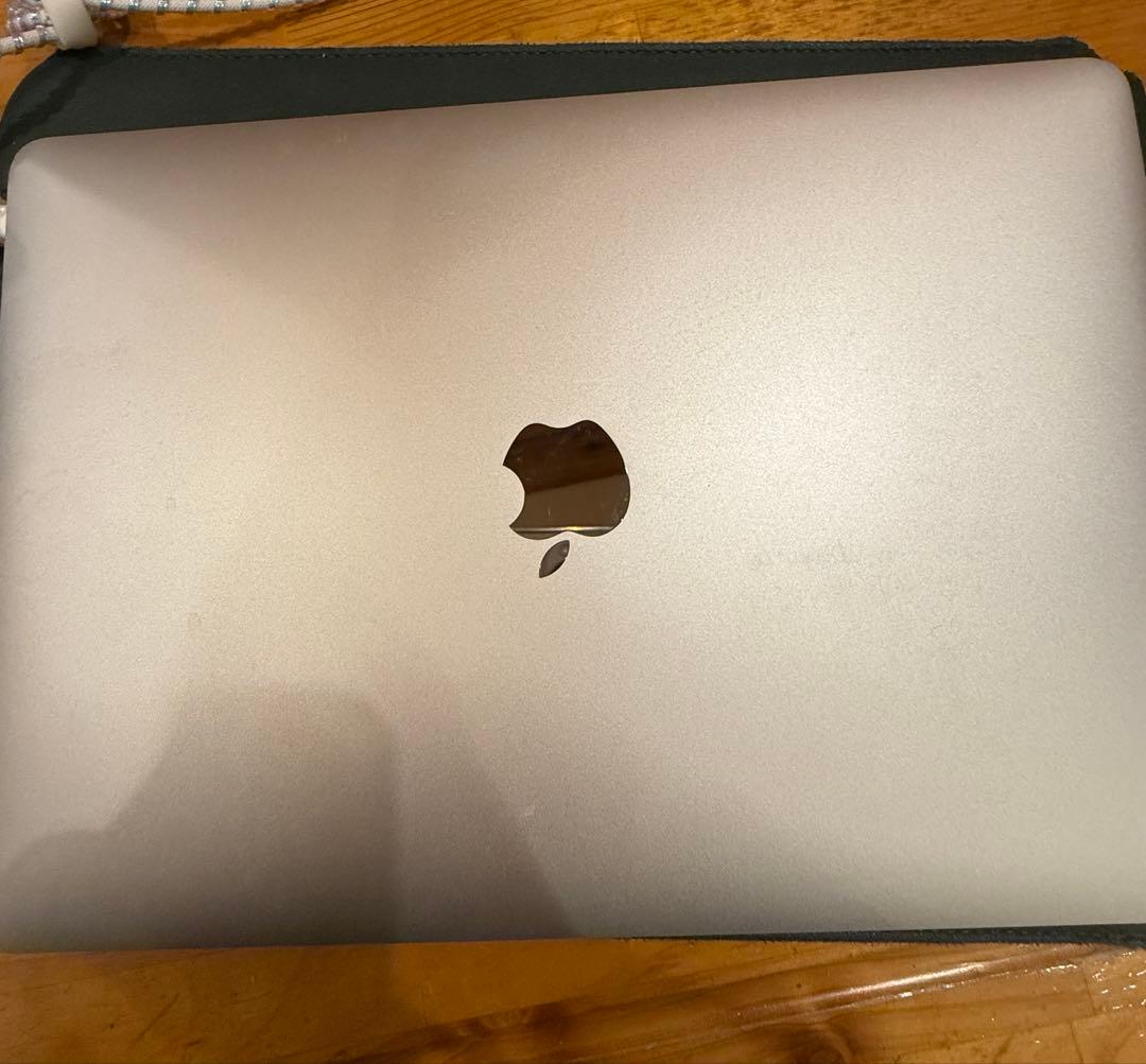 Apple MacBook Air（M1・8GB・256GB）