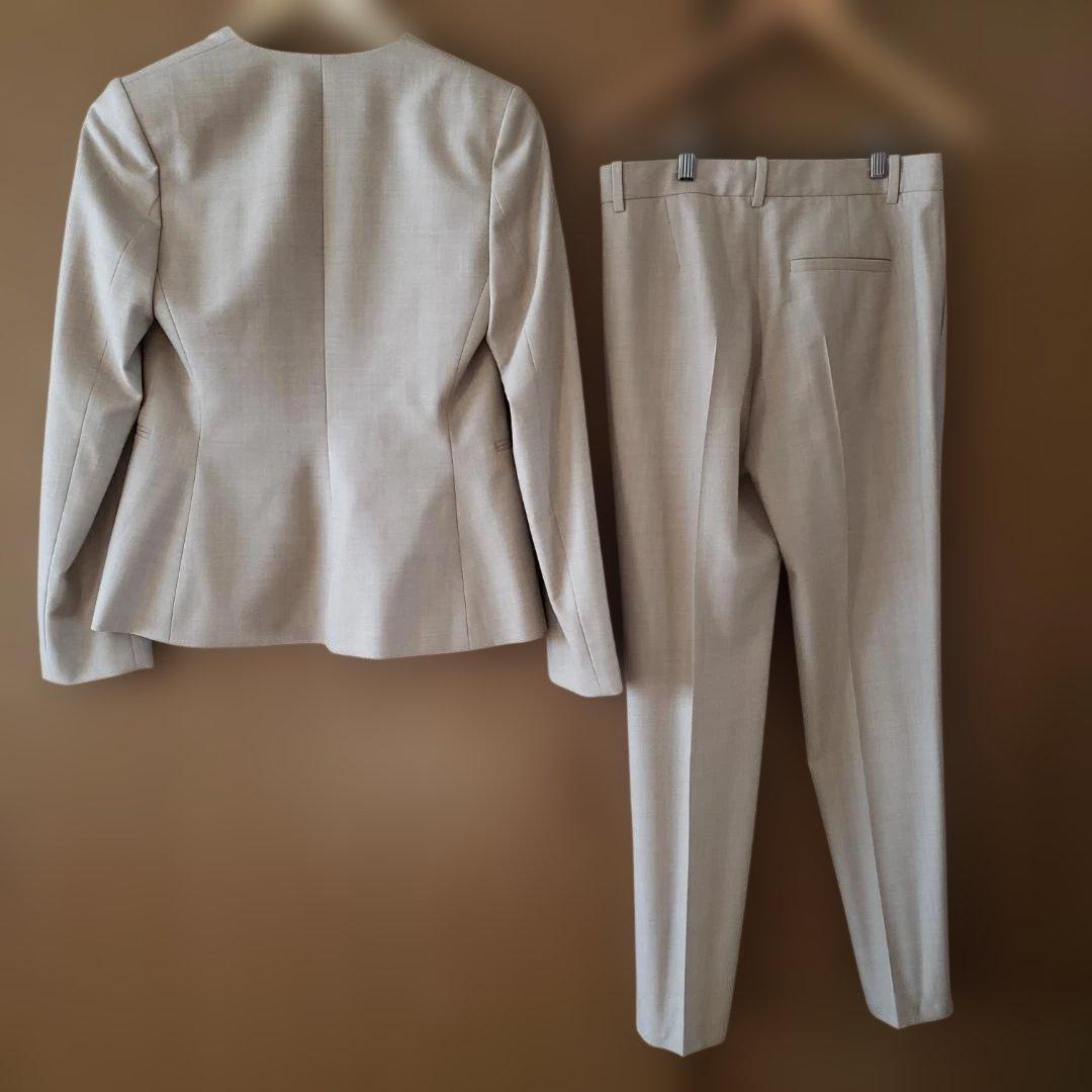 【Theoryセオリー】秋冬用サキソニー素材の杢ベージュ色パンツスーツ