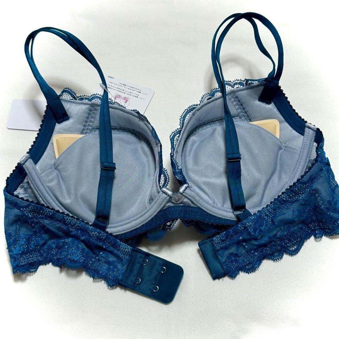 ワコール フロントエックスプラスブラ C70M