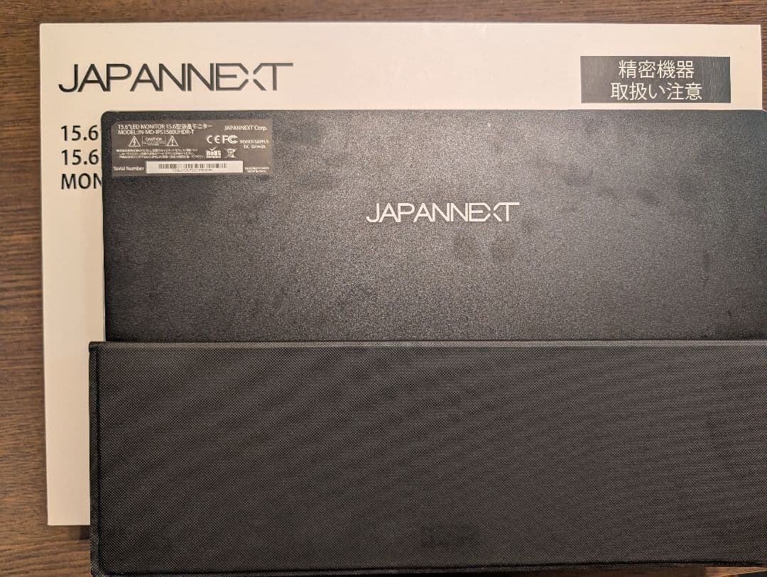 MINISFORUM EliteMini HX90 モバイルディスプレイ付