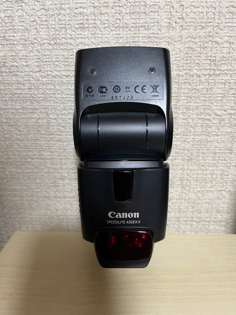 Canon eos 9000D 手ぶれ補正レンズ18-135mmストロボセット