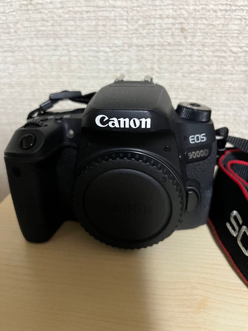 Canon eos 9000D 手ぶれ補正レンズ18-135mmストロボセット