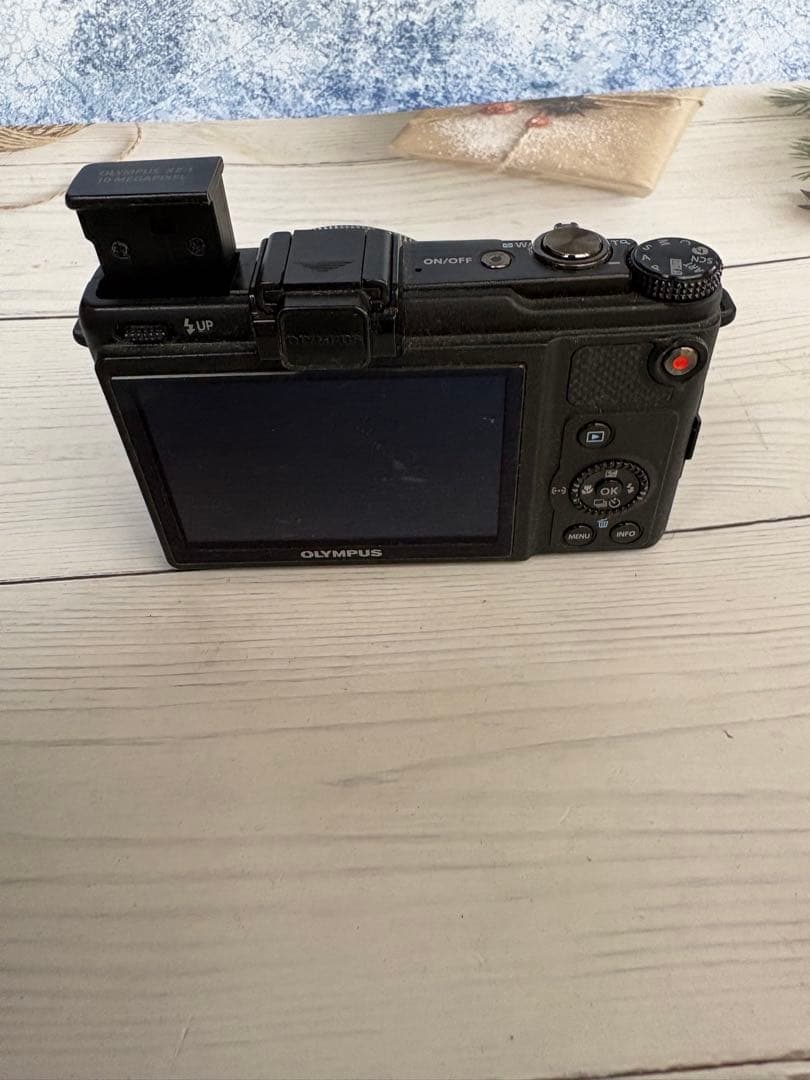 OLYMPUS XZ-1 コンパクトデジタルカメラ(レ62)