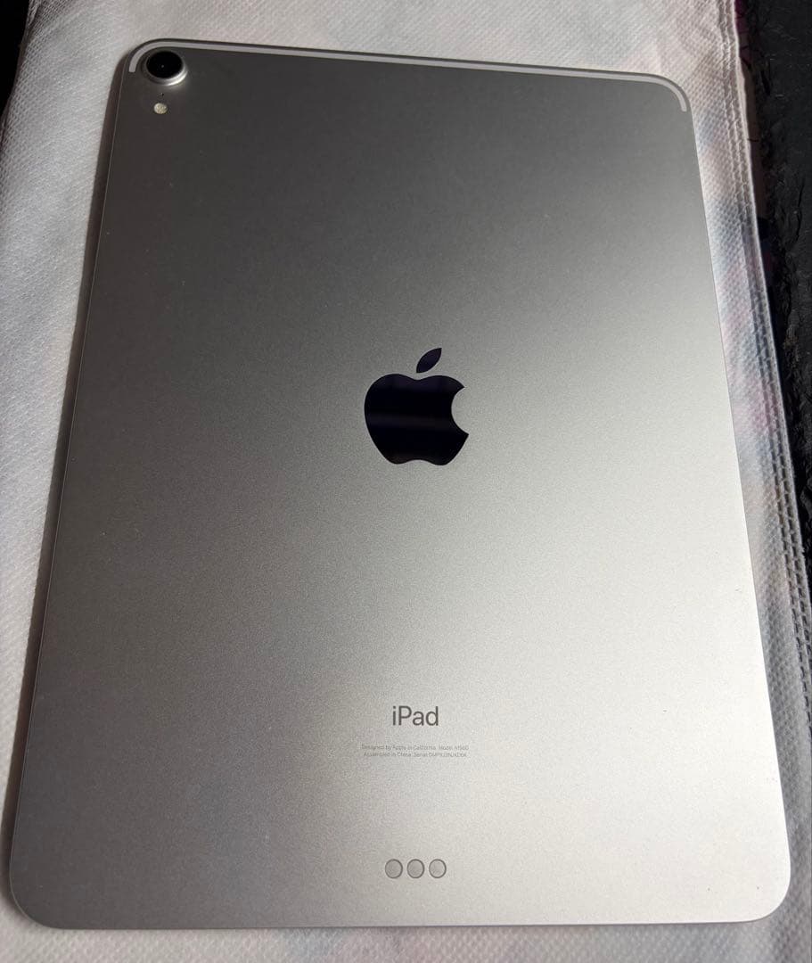 【美品】iPad Pro 11インチ、Apple Pencil、バッテリー84％