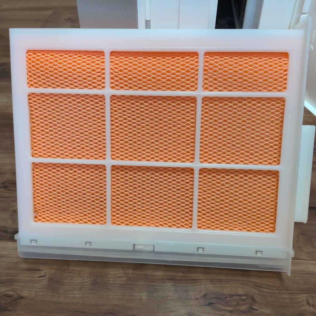 HITACHI EP-NVG90 空気清浄機 加湿機能付き　2018年