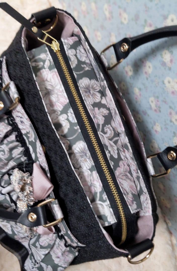 フリー出品　トリプルフリルトート　アレキサンダーマーブル　シャドウブルーム