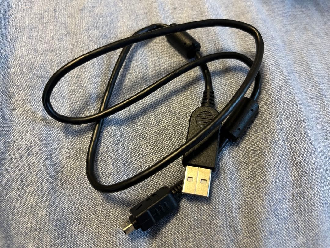 SONY RX100M5A +新品未使用MPK-URX100A