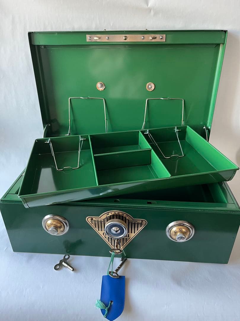 タイムセール‼️ 美品　大型　手持ち金庫【未使用品】ベル音機能あり