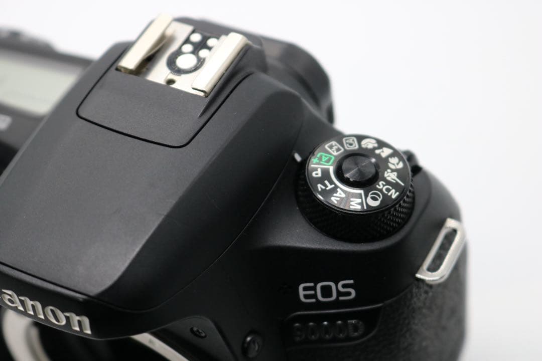 美品 【Canon EOS 9000D ダブルレンズセット】 安心保証あり