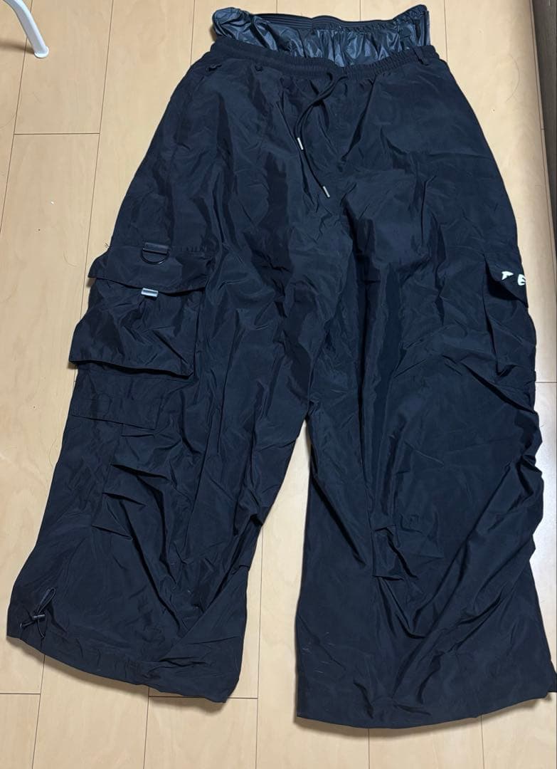 RENCHILI スノボウェア